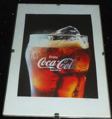p9206-1 coca cola lijstje 10x15 cm glas € 3,00.jpeg